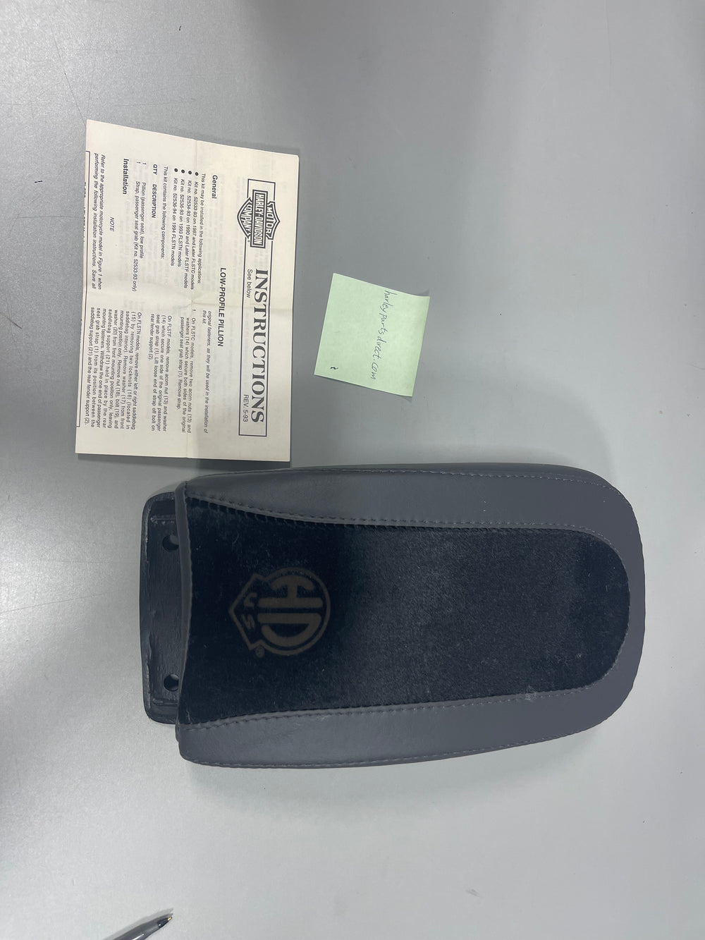 NOS Harley Low-Profile Pillion Passenger Seat FLSTN Nostalgia Cow Glide 1994