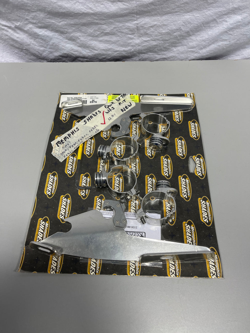 Memphis Shades Trigger-Lock Windshield Mount Kit Harley Dyna FXD 2320-0029 NEW