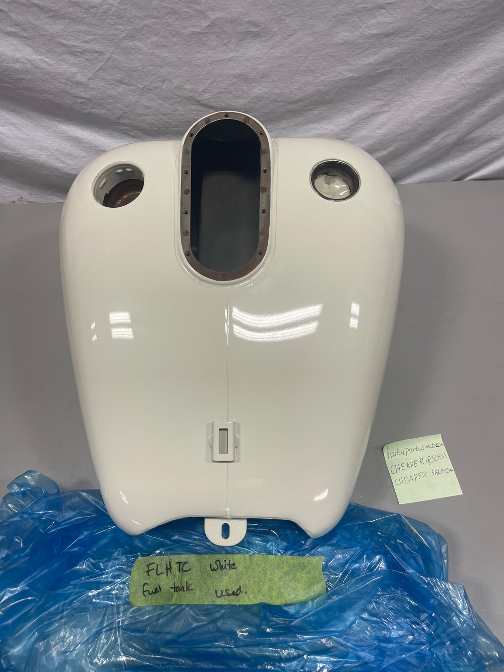 USED Harley FLHTC FLHT Fuel Gas Tank White Electra Glide Touring 5 Gallon OEM